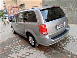 دودج جراند كارافان